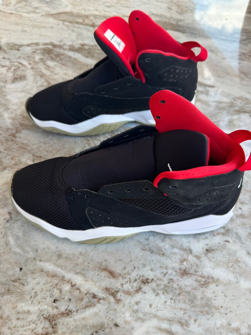 Jordan Lift Off GS Youth Size 11 Black Red White Basketball Shoes AR4430-016